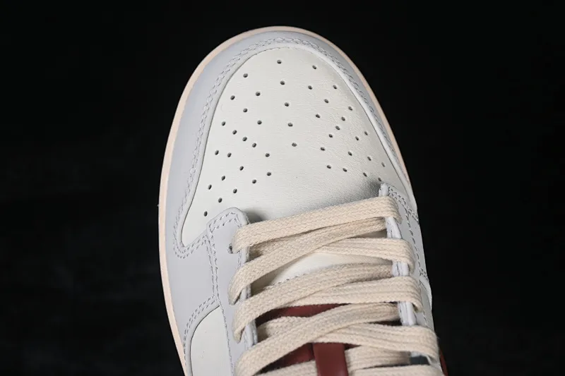 All categories Nk SB Dunk Series Nk SB Dunk Low High-end customized low-top sneakers Nike SB Dunk Low Beige Red Low-top casual sneakers WB0620-118